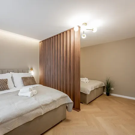 Appartement Blizko Stanice Podtatranskeho 7 Center 3 *