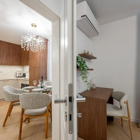 Blizko Stanice Podtatranskeho 7 Center 3 Appartement